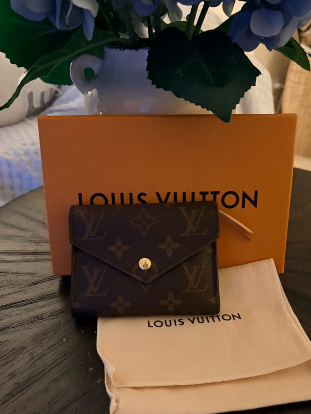 Louis Vuitton Victorine Monogram Compact wallet ballerina pink interior